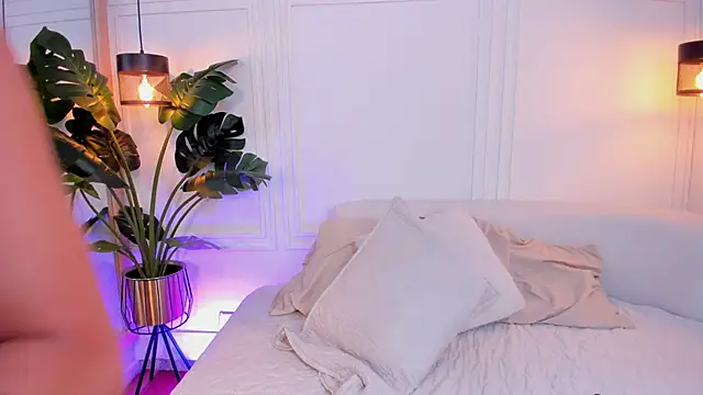 Snapshot of Dafne_Hillss chatting on October 2025 12:30:01 PM Dafne Hillss online show from October 2025 12:30:01 PM