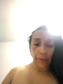 Snapshot of Shantey_Laurent chatting on May 2026 03:24:01 AM Shantey Laurent online show from May 2026 03:24:01 AM