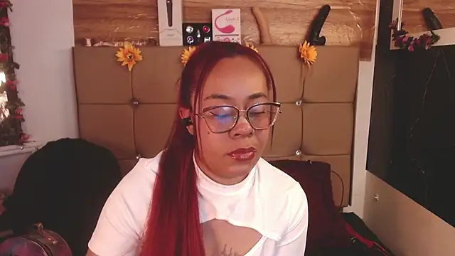 MIA  SPENCER online show from April 2026 08:04:02 PM