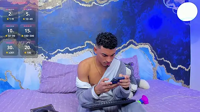 Ares Dann online show from September 2025 08:30:01 PM
