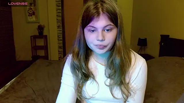 Lilly Jess online show from October 2025 06:38:02 PM