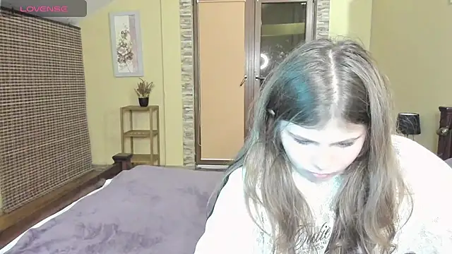 Lilly Jess online show from October 2025 06:54:01 PM