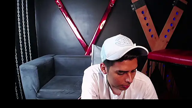 Matthewlodge online show from October 2025 02:40:01 PM