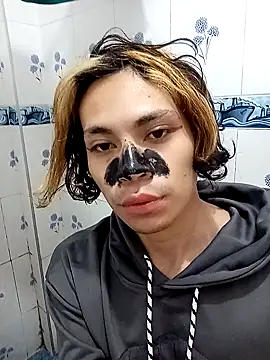 Snapshot of kittymutant99 chatting on November 2025 05:57:01 PM kittymutant99 online show from November 2025 05:57:01 PM