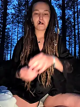 Snapshot of bitch_Marley chatting on September 2025 05:04:02 PM bitch Marley online show from September 2025 05:04:02 PM