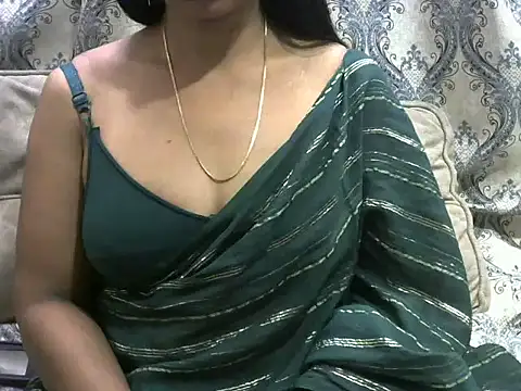 Snapshot of MISS_SOMIYA chatting on November 2025 06:19:01 PM MISS SOMIYA online show from November 2025 06:19:01 PM