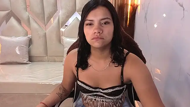 antonela tp online show from November 2025 12:52:01 PM