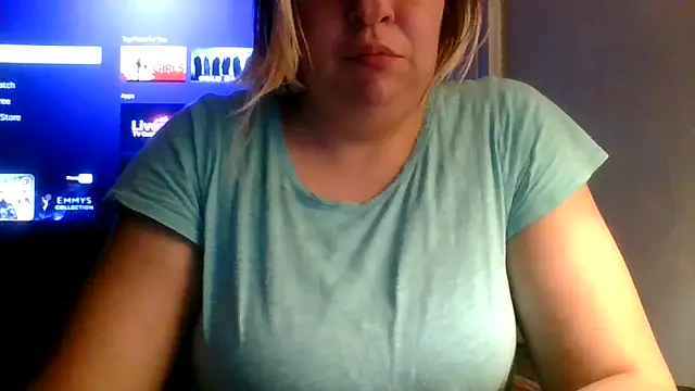 Snapshot of Gabbygade chatting on September 2025 07:32:02 AM Gabbygade online show from September 2025 07:32:02 AM