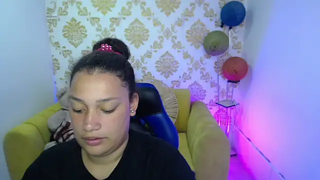 Snapshot of keiry_m chatting on October 2025 02:44:01 AM keiry m online show from October 2025 02:44:01 AM