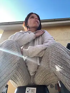 Brutecia2002 online show from March 2026 12:09:01 PM