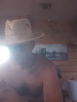 Snapshot of Vikingo1985 chatting on September 2025 05:24:01 PM Vikingo1985 online show from September 2025 05:24:01 PM
