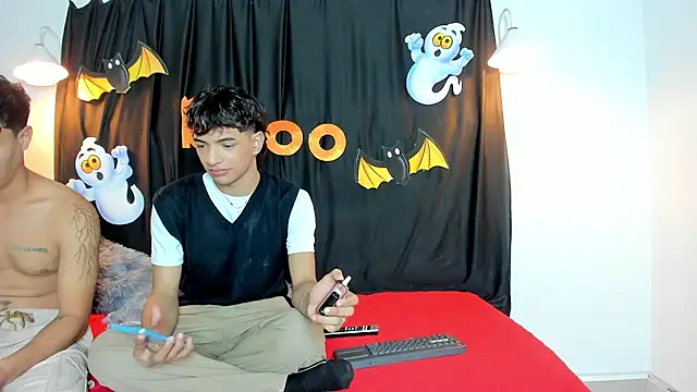 Snapshot of maicol_cum23 chatting on October 2025 04:30:02 PM maicol cum23 online show from October 2025 04:30:02 PM