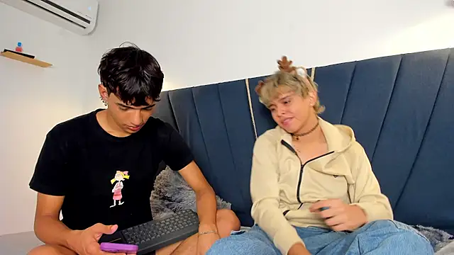 Snapshot of maicol_cum23 chatting on November 2025 04:18:01 PM maicol cum23 online show from November 2025 04:18:01 PM