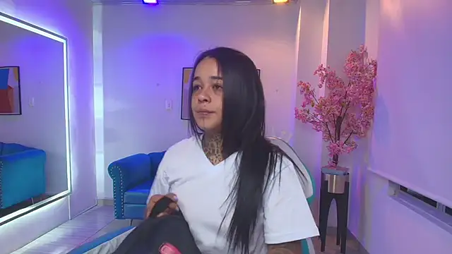 Black roseee online show from April 2026 04:15:02 AM