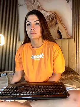 Snapshot of Dakota_Evanns chatting on October 2025 02:16:01 PM Dakota Evanns online show from October 2025 02:16:01 PM