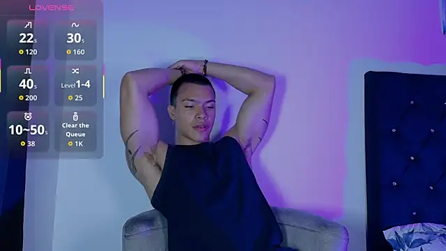 adriel escalante online show from May 2026 03:23:02 AM