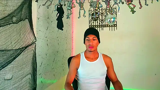 Snapshot of lorian_vikel chatting on October 2025 09:24:01 PM lorian vikel online show from October 2025 09:24:01 PM