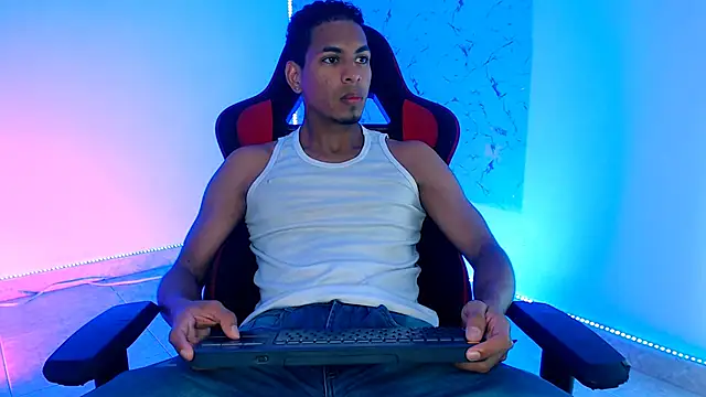 Snapshot of lorian_vikel chatting on October 2025 09:41:01 PM lorian vikel online show from October 2025 09:41:01 PM