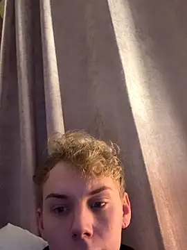 scottishtwink01 online show from November 2025 03:06:02 AM