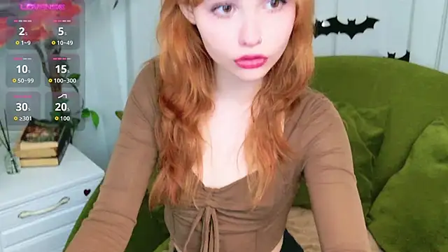 AlisHanson online show from October 2025 03:19:01 PM