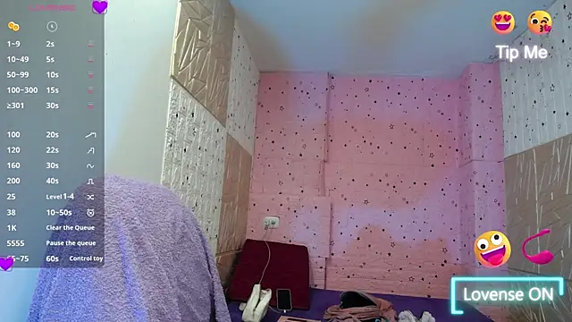 Snapshot of emmydurant chatting on October 2025 08:57:01 PM emmydurant online show from October 2025 08:57:01 PM