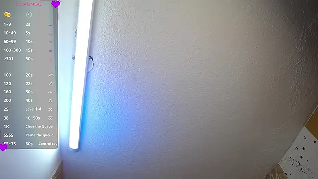 Snapshot of emmydurant chatting on November 2025 01:32:02 PM emmydurant online show from November 2025 01:32:02 PM