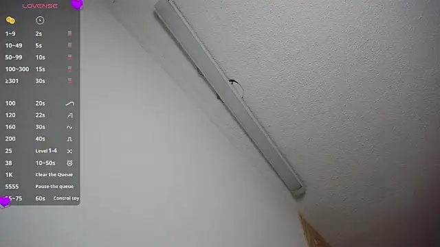 Snapshot of emmydurant chatting on November 2025 07:05:02 PM emmydurant online show from November 2025 07:05:02 PM