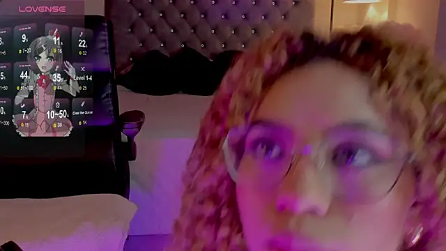 Snapshot of OxanaFedorova1- chatting on March 2026 09:03:02 PM OxanaFedorova1- online show from March 2026 09:03:02 PM