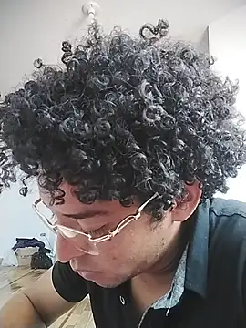 ThiagoFernandezChancay25 online show from February 2026 05:14:01 PM