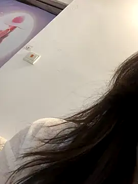 Snapshot of wly2028 chatting on October 2025 06:43:02 AM wly2028 online show from October 2025 06:43:02 AM