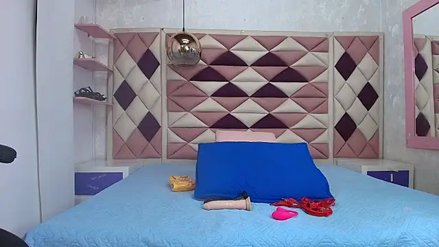 Snapshot of abbyrouss_ chatting on September 2025 03:06:02 AM abbyrouss online show from September 2025 03:06:02 AM