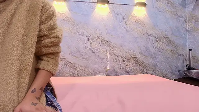 Snapshot of abbyrouss_ chatting on October 2025 03:31:01 AM abbyrouss online show from October 2025 03:31:01 AM