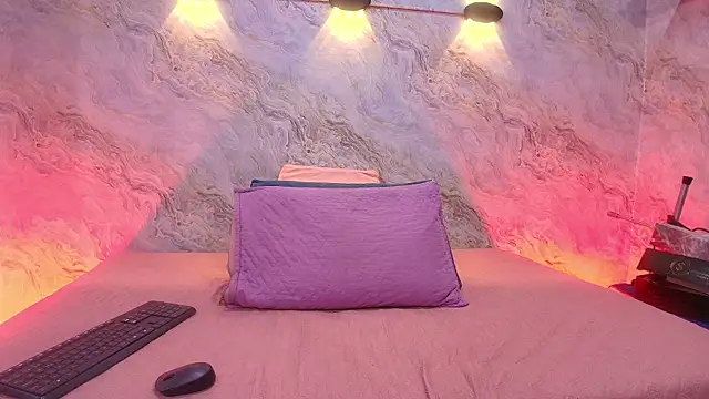 Snapshot of abbyrouss_ chatting on October 2025 03:07:02 AM abbyrouss online show from October 2025 03:07:02 AM