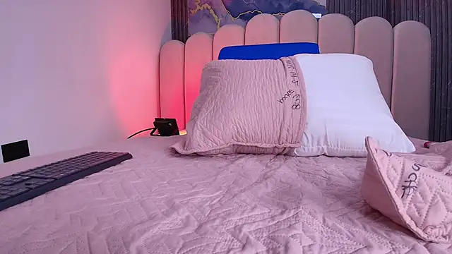 Snapshot of abbyrouss_ chatting on December 2025 03:12:02 AM abbyrouss online show from December 2025 03:12:02 AM