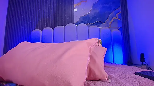 Snapshot of abbyrouss_ chatting on December 2025 03:05:01 AM abbyrouss online show from December 2025 03:05:01 AM