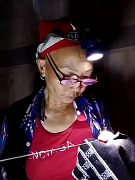 Snapshot of -Xuka-200 chatting on November 2025 01:31:01 PM -Xuka-200 online show from November 2025 01:31:01 PM