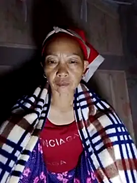 Snapshot of -Xuka-200 chatting on November 2025 11:58:01 AM -Xuka-200 online show from November 2025 11:58:01 AM