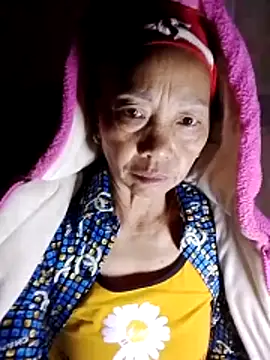 Snapshot of -Xuka-200 chatting on November 2025 12:13:01 AM -Xuka-200 online show from November 2025 12:13:01 AM