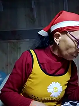 Snapshot of -Xuka-200 chatting on November 2025 12:53:02 PM -Xuka-200 online show from November 2025 12:53:02 PM