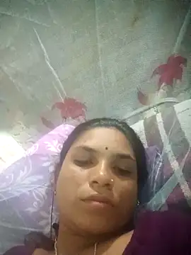 Snapshot of Notyriya7 chatting on October 2025 04:04:01 PM Notyriya7 online show from October 2025 04:04:01 PM