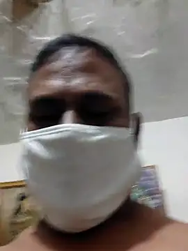 Snapshot of Famit025 chatting on September 2025 05:25:01 PM Famit025 online show from September 2025 05:25:01 PM