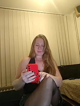 MazySunny online show from October 2025 07:14:02 PM