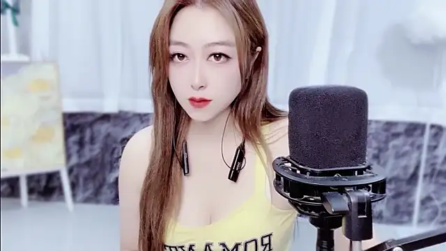 Snapshot of AchubbylittleRabbit chatting on September 2025 06:57:02 AM AchubbylittleRabbit online show from September 2025 06:57:02 AM