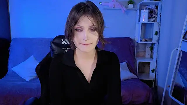 Snapshot of Zombaby chatting on September 2025 08:20:02 PM Zombaby online show from September 2025 08:20:02 PM