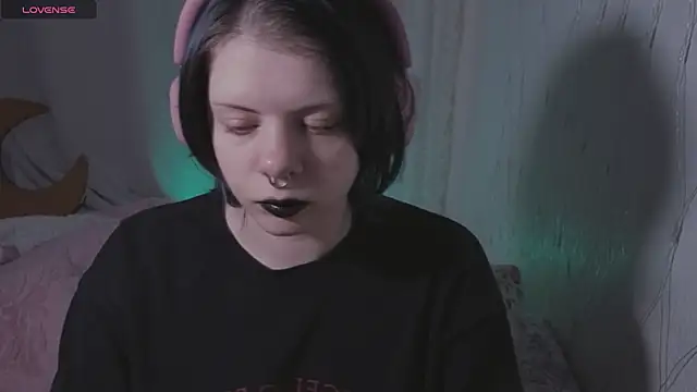 Alice Zev online show from May 2026 06:04:01 PM