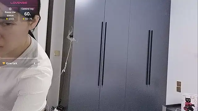 Snapshot of luckckcj chatting on October 2025 08:33:01 AM luckckcj online show from October 2025 08:33:01 AM