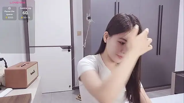 Snapshot of luckckcj chatting on October 2025 10:56:02 AM luckckcj online show from October 2025 10:56:02 AM