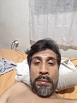 Mac50rus online show from February 2026 04:33:02 AM