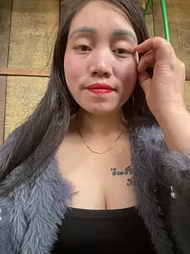 Snapshot of chipp-bong chatting on February 2026 01:45:01 AM chipp-bong online show from February 2026 01:45:01 AM