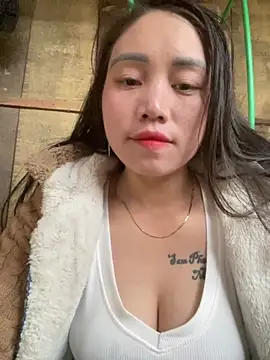 Snapshot of chipp-bong chatting on February 2026 12:19:02 AM chipp-bong online show from February 2026 12:19:02 AM